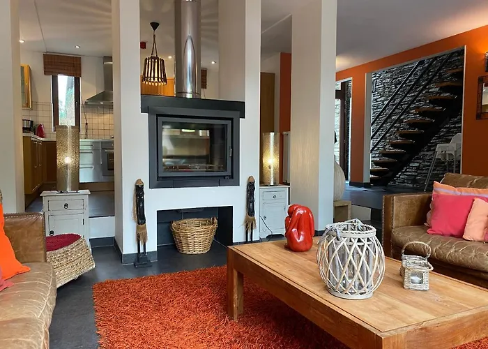 Suzanne's Hébergement de vacances Rochehaut